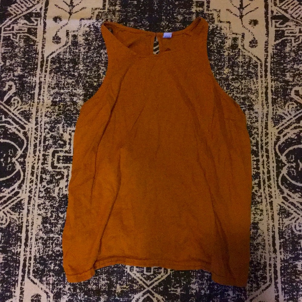 *3/20* old navy linen tank top